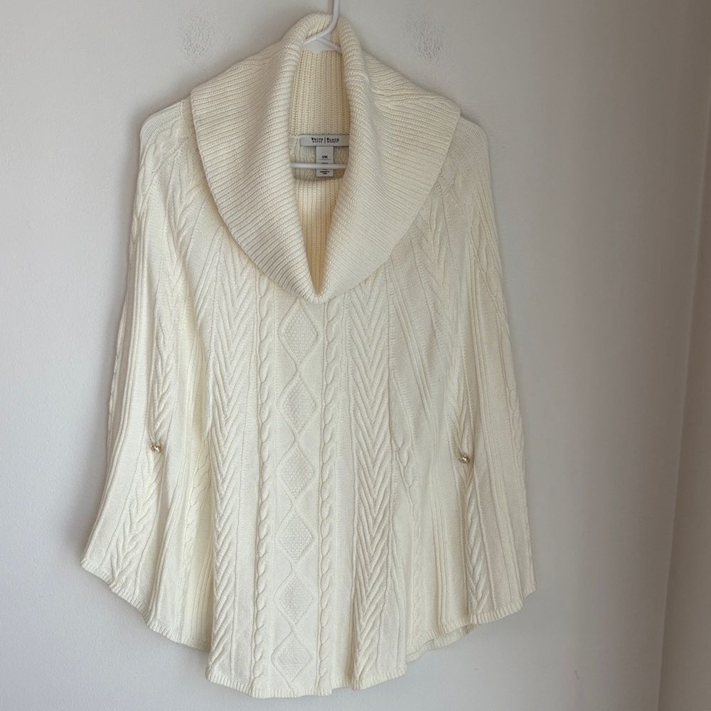 White House Black Market Cable Knit Shawl blanket Sweater poncho women S/M EUC